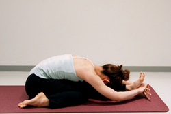 片足前屈のポーズ